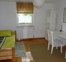 Möbliertes Zimmer mit eigenem Bad - Tapfheim