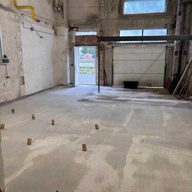 Foto - ⭐ 65m² Garage Lager Werkstatt Schrauberhalle Halle zu vermieten ⭐