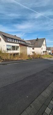 Foto - 40 Zimmer Mehrfamilienhaus, Wohnhaus in Breitscheid