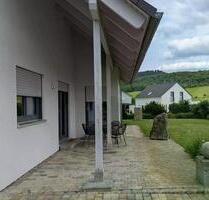 Großzügiges Einfamilienhaus in ruhiger Lage - Oberschwarzach
