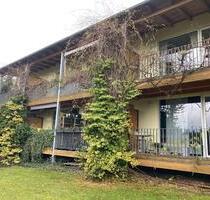 renovierte 2-Zimmer-Wohnung in umzäunter Wohnanlage - Burgstädt