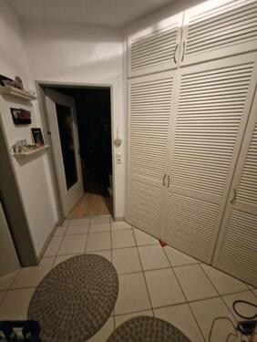 Foto - 2 Zimmer mit Balkon Südseite - 650,00&nbsp;EUR Kaltmiete, ca.&nbsp; 66,00&nbsp;m&sup2;