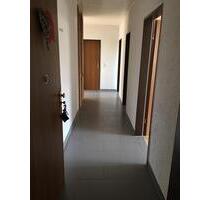 3 Zimmer Wohnung - 800,00&nbsp;EUR Kaltmiete, ca.&nbsp; 70,00&nbsp;m&sup2; in Lage (PLZ: 32791)