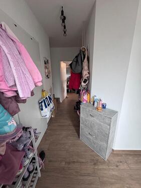 Foto - Doppelhaushälfte 4 Zimmer - 1.200,00&nbsp;EUR Kaltmiete, ca.&nbsp; 100,00&nbsp;m&sup2;