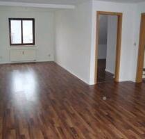 Schöne helle 4 Raum Wohnung 80104qm zentrumsnah - Ilmenau