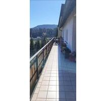 Großzügige 4 Zimmer-Wohnung mit Balkon und Neckarblick - Hirschhorn (Neckar)