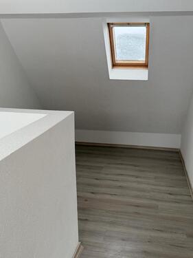 Foto - Mietwohnungen in Feudigen - 1.200,00&nbsp;EUR Kaltmiete, ca.&nbsp; 170,00&nbsp;m&sup2;