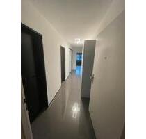 Sanierte 3-Zi. Whg. Mit Balkon und Stellplatz, Nähe SLK Klinik - Heilbronn Böckingen