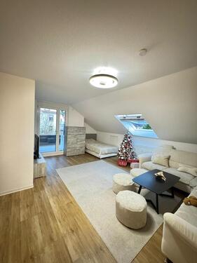 Foto - Helle Dachgeschosswohnung in ruhiger zentraler Lage