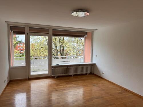 Foto - 1 Zimmer Wohnung Balkon Küche Bad