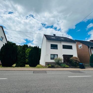 Foto - Mehrfamilienhaus in Merzig inklusive unbebautem Nebengrundstück