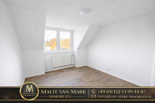 Foto - Frisch renovierte 3-Zimmer-Dachgeschosswohnung in zentraler Lage von Emden