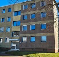 Frisch renovierte 3-Zi.-Whg mit Südbalkon, Wannenbad, EBK - Seesen