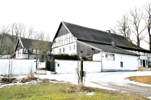 Foto - Ausstellungs- und Lagerfläche in 59846 Sundern zu vermieten