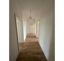 Schöne 3,5-Zimmer Dachgeschosswohnung in Essen zu vermieten!