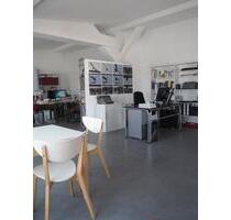 Heller Arbeitsplatz mit Dachterrasse für € 240.- warm. - Berlin Tempelhof-Schöneberg