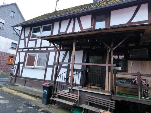 Foto - Haus in Mücke zu Vermieten - 800,00&nbsp;EUR Kaltmiete, ca.&nbsp; 120,00&nbsp;m&sup2;