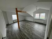 Foto - Moderne 3-Zimmer-Wohnung mit Bad & Garten & Stellplatz
