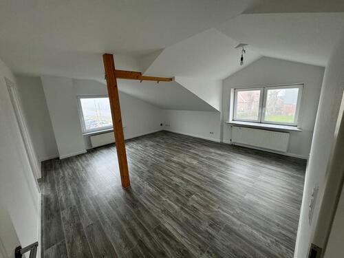 Foto - Moderne 3-Zimmer-Wohnung mit Bad & Garten & Stellplatz