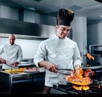 Küshe Vermieter - 1.700,00&nbsp;EUR Kaltmiete, in Essen (PLZ: 45357) Stadtbezirk IV