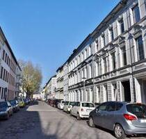 Helle 3-Zimmer-Wohnung (2. OG) in Krefeld-Stadtmitte. Renoviert!