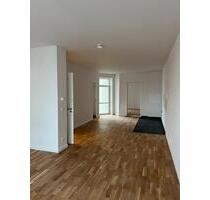 Gepflegte und sehr geräumige 2-Zimmer-Wohnung zu vermieten - Magdeburg Leipziger Straße