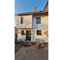 Reiheneckhaus 5,5 Zimmer, Garage und Stellplatz - Hemsbach