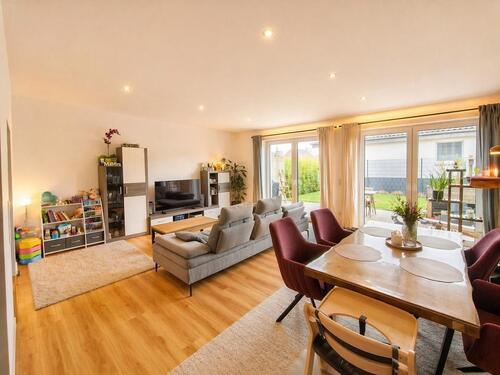 Foto - Charmantes Reihenmittelhaus mit Garten in ruhiger Lage Petersfehn