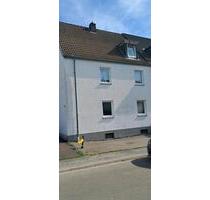 Haus zuverkaufen - 260.000,00&nbsp;EUR Kaufpreis, ca.&nbsp; 113,00&nbsp;m&sup2; in Kierspe (PLZ: 58566)