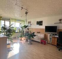 Helle 3-Zimmer-Wohnung mit 2 Balkonen- provisionsfrei & ab sofort - Schweinfurt Bellevue