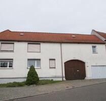 Bauernhof - Wohnhaus und Nebengebäude in 07589 Bocka - Münchenbernsdorf