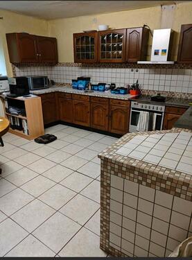 Foto - Großzügiges Wohnhaus mit Potenzial zum Mehrfamilienhaus