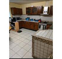 Großzügiges Wohnhaus mit Potenzial zum Mehrfamilienhaus - Schönenberg-Kübelberg