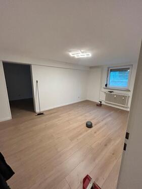 Foto - Neu renovierte 2 Zimmer Souterrainwohnung