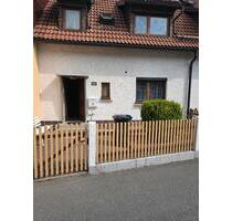 Reihenendhaus auf der Wehd - 80.000,00&nbsp;EUR Kaufpreis, ca.&nbsp; 94,00&nbsp;m&sup2; in Sonneberg (PLZ: 96515)