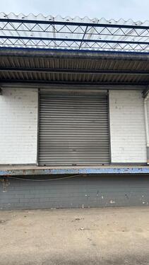 Foto - 176 m² Halle Burbach – Rampe, eigenes Tor, Freifläche – 950 €