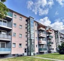 Attraktive 3-Raum-Wohnung mit Balkon und Stellplatz - Bitterfeld-Wolfen
