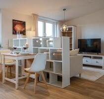 Vollmöblierte 2-Zimmer-DG Wohnung mit Stellplatz (Illingen)