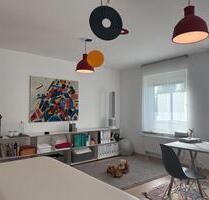 Raum in Praxis zu vermieten - 740,00 EUR Kaltmiete, ca.  22,00 m² in Grünwald (PLZ: 82031)