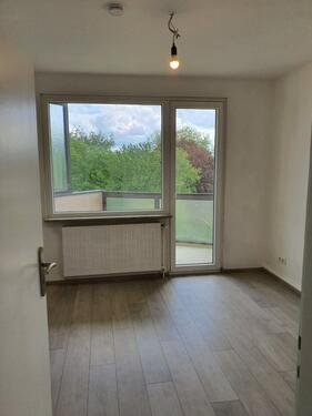 Foto - Attraktive 3 RKDB mit Balkon & Gartennutzung