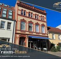 Charmante 2-Zimmer-Wohnung mit Dachterrasse im Herzen von Barth