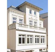 Wohnung mit Altbaucharme zur Miete in Lübeck St. Jürgen ab 04.26