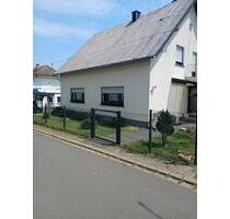 Einfamilienhaus zu verkaufen - 299.999,00&nbsp;EUR Kaufpreis, ca.&nbsp; 160,00&nbsp;m&sup2; in Gusenburg (PLZ: 54413)