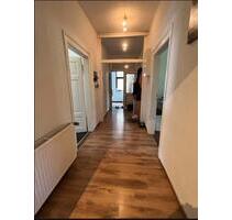 Helle 4 Raumwohnung - 927,00&nbsp;EUR Kaltmiete, ca.&nbsp; 105,00&nbsp;m&sup2; in Bad Salzungen (PLZ: 36433)