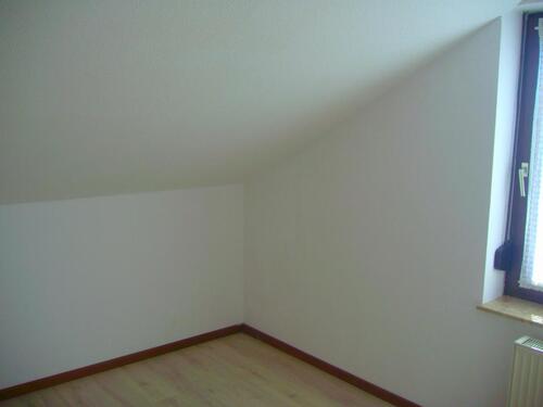 Foto - 1 Zimmer Dachgeschoßwohnung zur Miete in Kalefeld