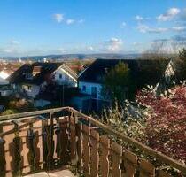 Helle 3,5 Zimmer Wohnung in Stuttgart mit Balkon & Traum-Aussicht
