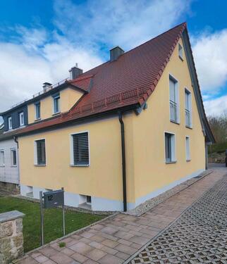 Foto - Kernsanierte DHH 