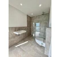 Helle und geräumige Einliegerwohnung + Terrasse - Deggingen