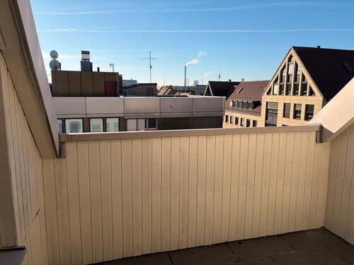 Foto - 1 Zimmer Dachgeschoßwohnung zur Miete in Nürnberg