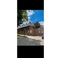 Rees-Zentrum: 3-Zimmer-Wohnung mit Balkon und Gartenblick